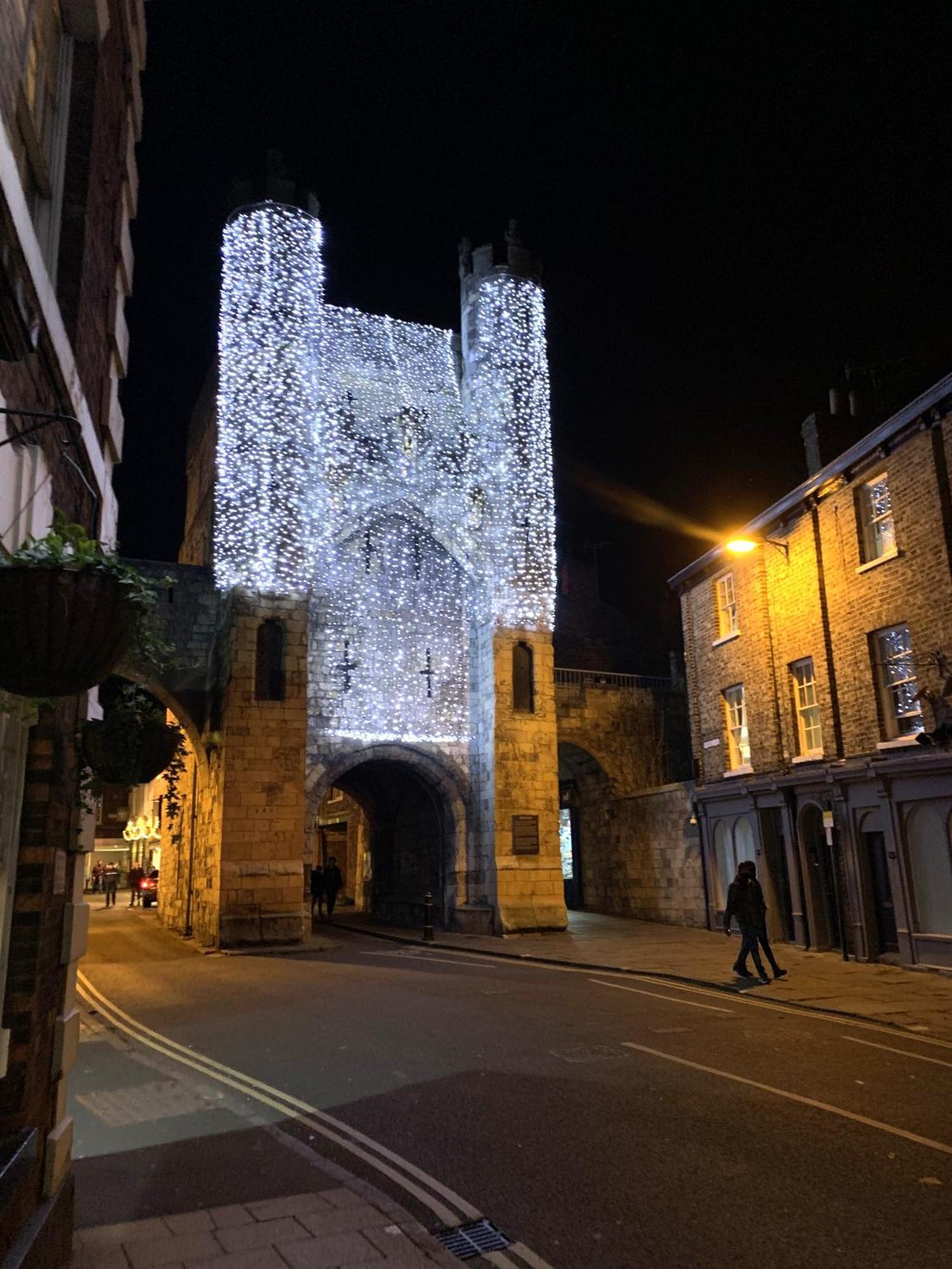 Betty'S Minster View - 6 Twins Or 3 Superkings -Central With Free Parking York Exterior photo